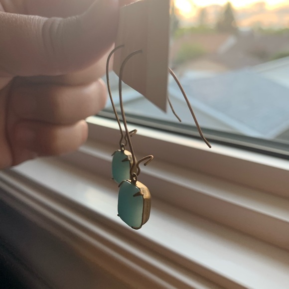 Blue Vintage Earrings - Picture 3 of 3